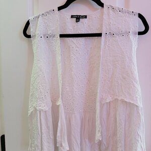 White eyelet sleeveless top by Cable & Gauge - Summer Closet Cleanout